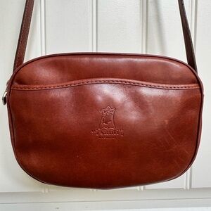 Vintage I Santi Brown Italian Leather Dual Zip Crossbody Bag. 9” by 6” by 3”